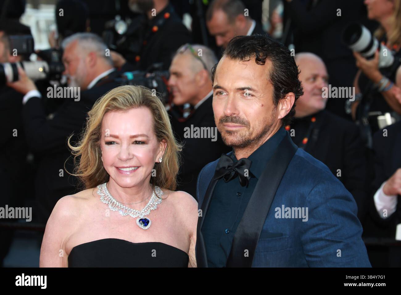 17 mai 2022, Munich, Bavière, non spécifié : CANNES, FRANCE - 17 MAI : William Abadie et Caroline Scheufele assistent à la projection de ''final Cut (coupez !)'' Et cérémonie d'ouverture tapis rouge lors du 75ème festival annuel du film de Cannes au Palais des Festivals le 17 mai 2022 à Cannes, France. (Crédit image : © Thierry Carpico/ATPImages via ZUMA Press Wire) Banque D'Images