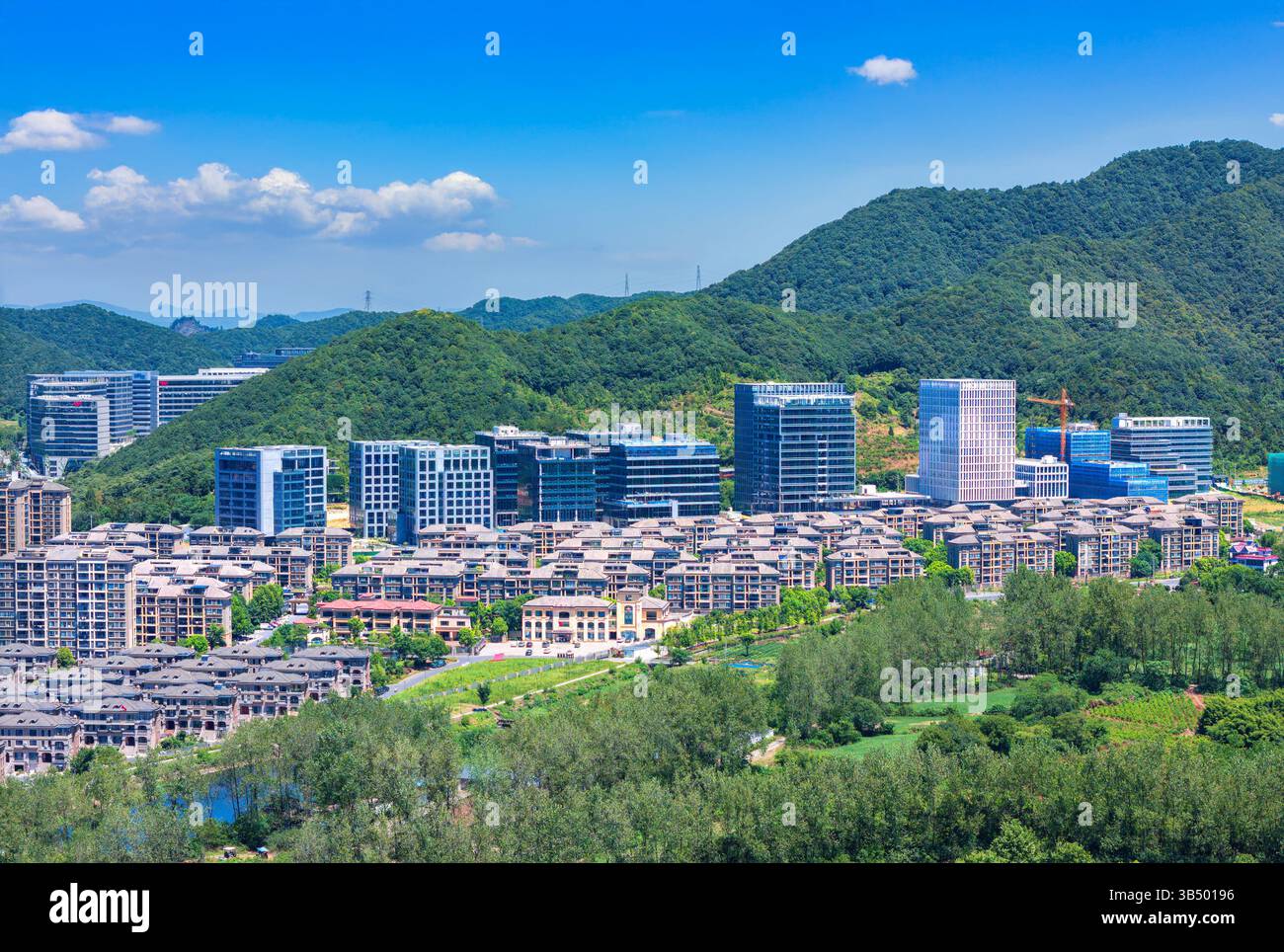 Vue aérienne de la ville de Silicon Valley, district de Fuyang, ville de Hangzhou, province du Zhejiang, Chine Banque D'Images