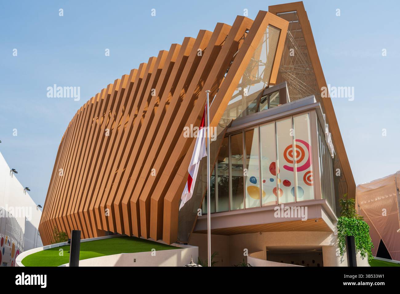 Osaka, Japon - avril 30 2025 : Pavillon Indonésie sur le thème 'prospérer en harmonie : nature, culture, avenir' à l'Expo 2025 Osaka Kansai. Banque D'Images