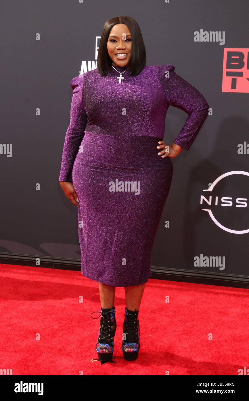 26 juin 2022, Los Angeles, CA, États-Unis : LOS ANGELES - juin 26 : Kelly Price aux BET Awards 2022 au Microsoft Theater le 26 juin 2022 à Los Angeles, CA (image crédit : © Kathy Hutchins via ZUMA Press Wire) Banque D'Images