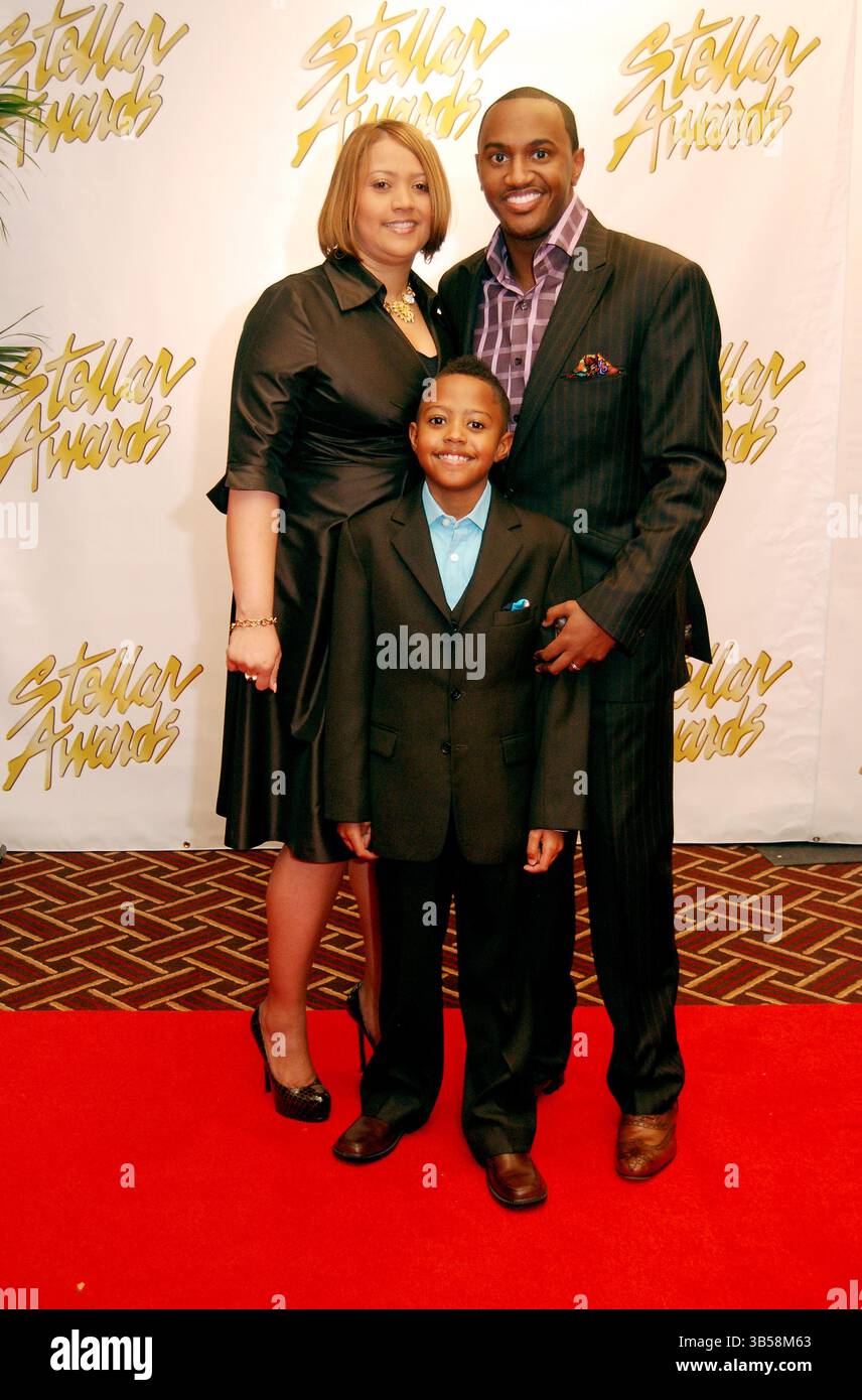 Jonathan Nelson et sa famille apparaissent à la réception Stellar Awards Red Carpet & Nominee au Sheraton Music City Hotel à Nashville, TN (crédit image : © Aaron Crisler/ZUMA Press Wire) Banque D'Images