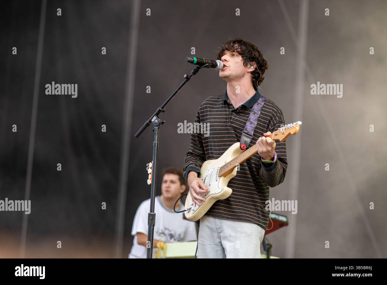30 juillet 2022, Chicago, Illinois, États-Unis : BRAEDEN LEMASTERS of Wallows pendant le Lollapalooza Music Festival au Grant Park à Chicago, Illinois (crédit image : © Daniel DeSlover/ZUMA Press Wire) Banque D'Images
