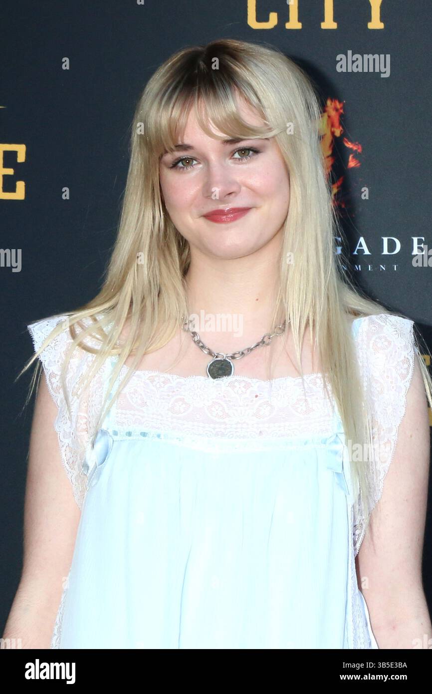 23 juin 2022, Los Angeles, CA, États-Unis : LOS ANGELES - 23 juin : Harlow Jane à Murder at Yellowstone City première au Harmony Gold le 23 juin 2022 à Los Angeles, CA (crédit image : © Kathy Hutchins via ZUMA Press Wire) Banque D'Images