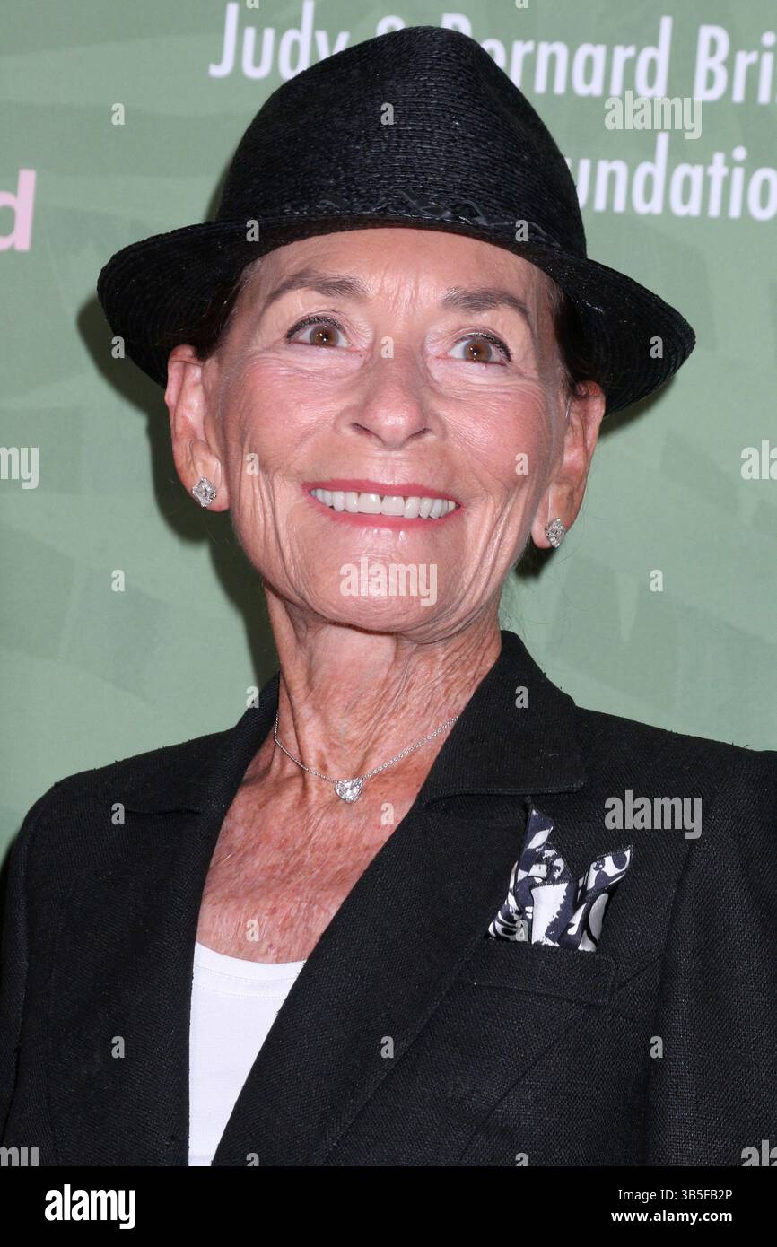 30 avril 2025, Beverly Hills, CA, États-Unis : LOS ANGELES - 1er MAI : Judy Sheindlin à la Women's Guild Cedars-Sinai Spring Luncheon à l'hôtel Beverly Hills le 1er mai 2025 à Beverly Hills, CA (crédit image : © Kay Blake/ZUMA Press Wire) USAGE ÉDITORIAL SEULEMENT ! Non destiné à UN USAGE commercial ! Banque D'Images