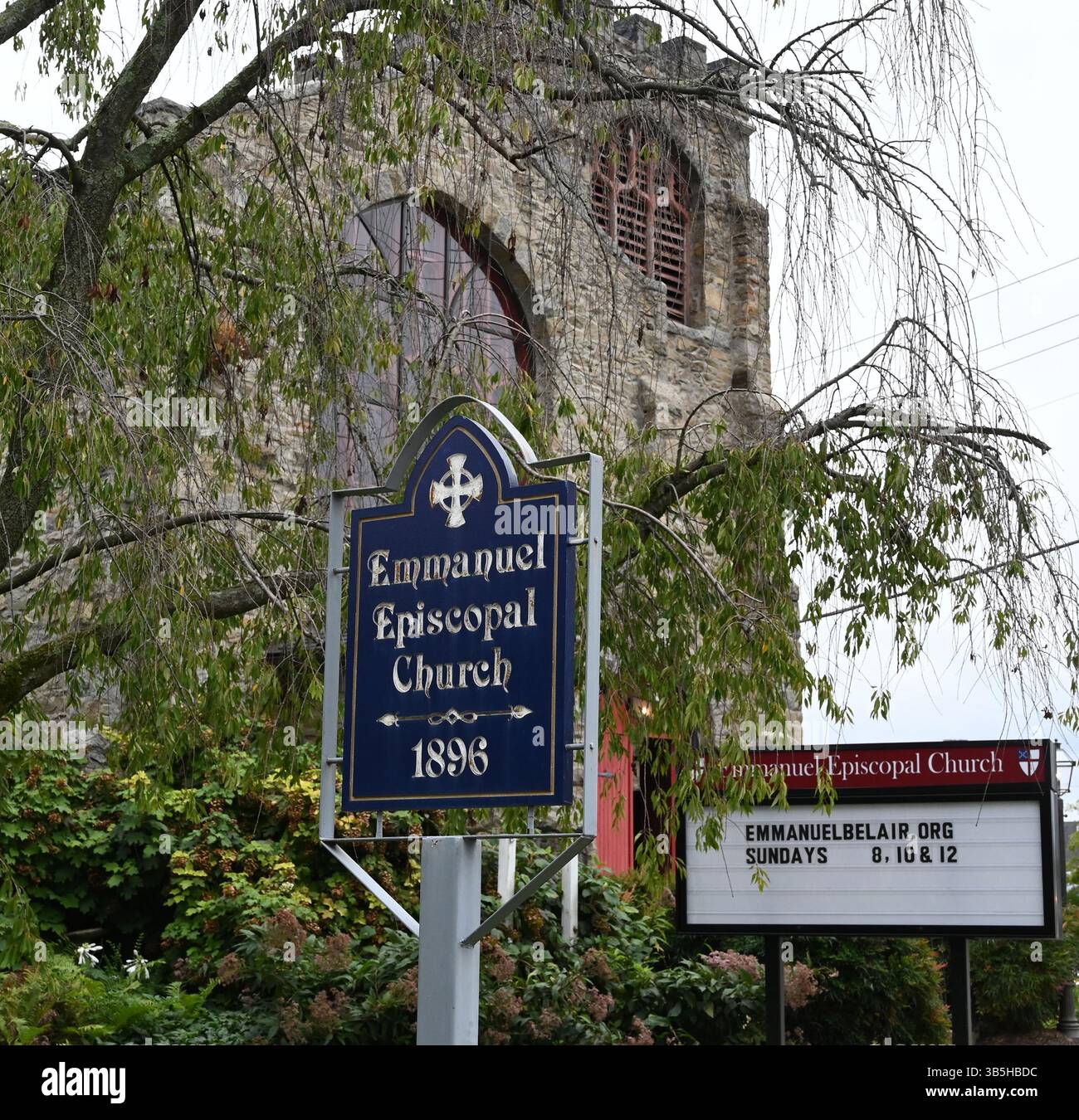 9 septembre 2022 : L’église épiscopale Emmanuel de Bel Air, Maryland, a récemment mis en place le 26e et dernier vitrail dans le sanctuaire, mettant ainsi fin à l’entreprise commencée il y a plus de cent ans. (Crédit image : © Matt Button/The Aegis/Baltimore Sun via ZUMA Press Wire) Banque D'Images