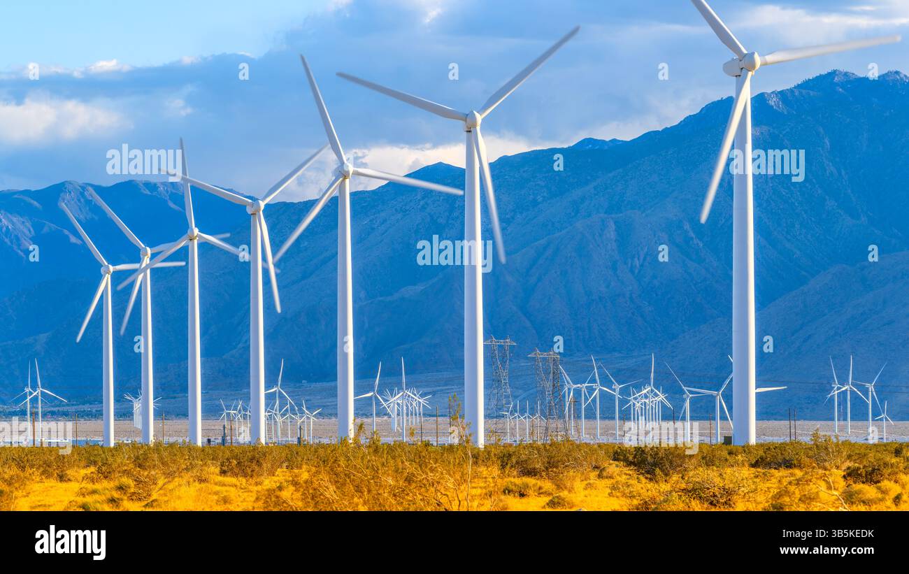 Ferme éolienne dans le désert de Palm Springs, états-unis Banque D'Images