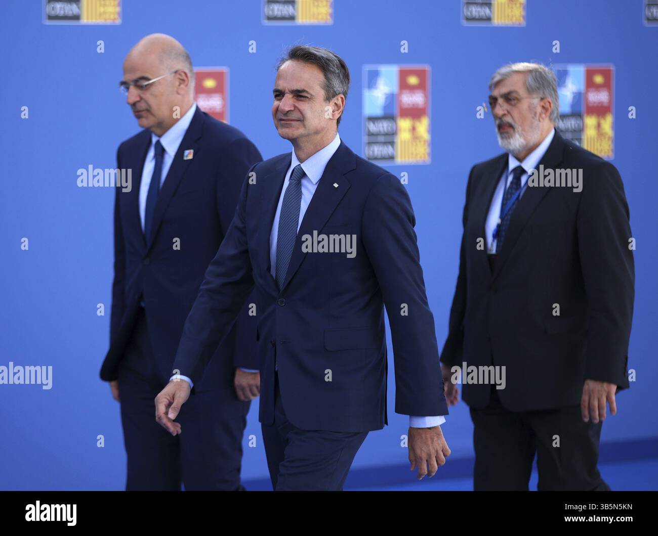 Espagne, Madrid - 30 juin 2022 : le premier ministre grec Kyriakos Mitsotakis (C) assiste au sommet de l'OTAN à Madrid, en Espagne, en Europe Banque D'Images