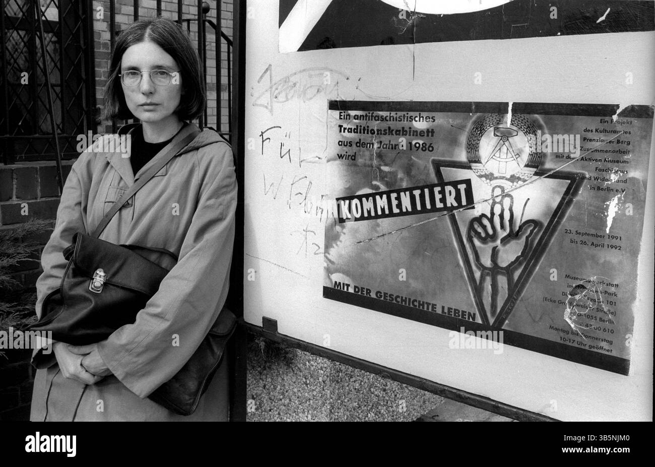 Allemagne, Berlin, 04.04.1992, Annette Leo, Museum Workshop, cabinet de tradition anti-fasciste à Thaelmannpark, Europe Banque D'Images