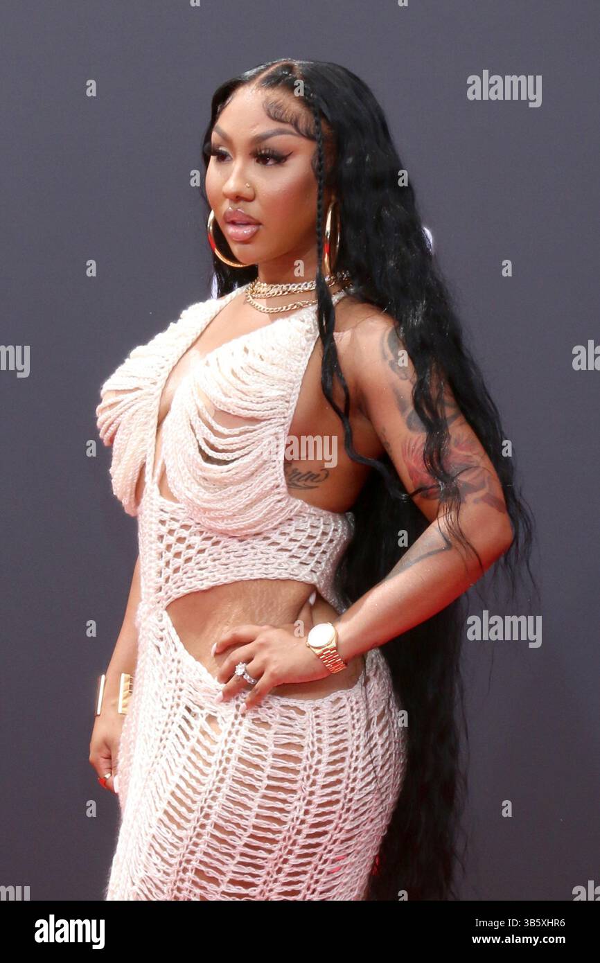 26 juin 2022, Los Angeles, CA, États-Unis : LOS ANGELES - juin 26 : Ari Fletcher aux BET Awards 2022 au Microsoft Theater le 26 juin 2022 à Los Angeles, CA (crédit image : © Kathy Hutchins via ZUMA Press Wire) Banque D'Images