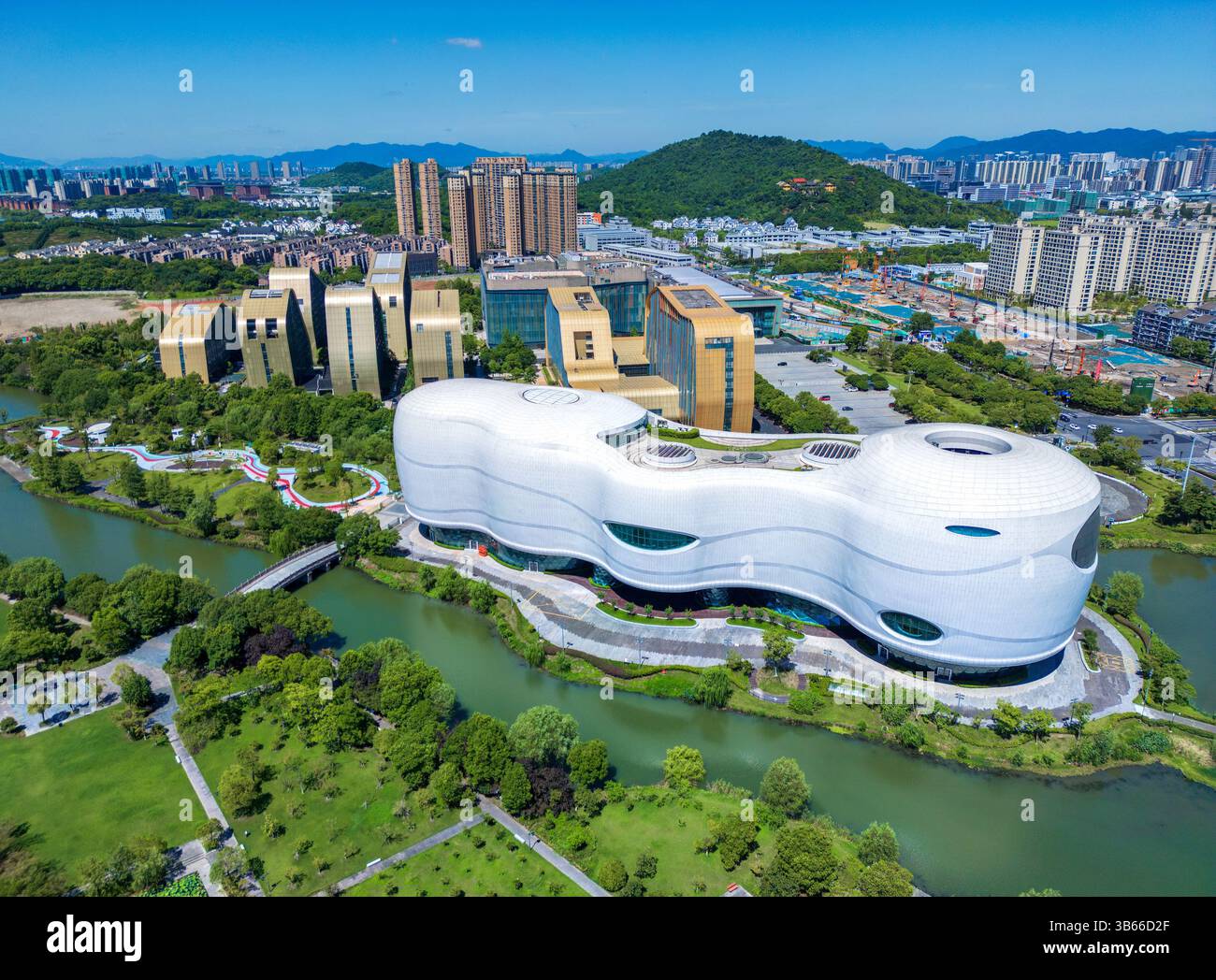 Environnement urbain de Baimahu animation Plaza, Hangzhou, Chine Banque D'Images