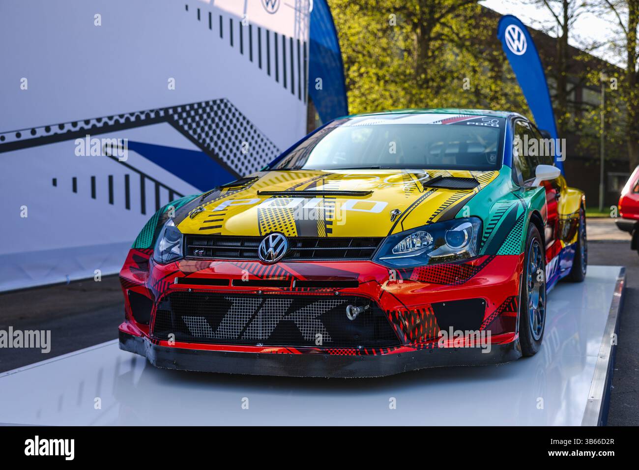Volkswagen célèbre le 50e anniversaire de la Polo au Bicester Heritage Scramble. Banque D'Images