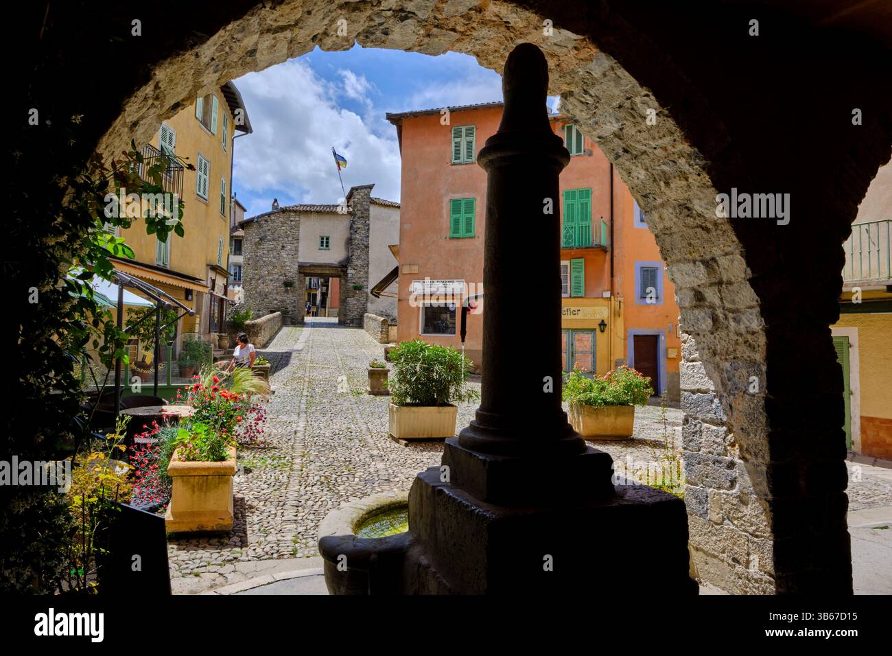 France, Alpes-Maritimes, Vallée du Bévéra, Sospel, place Saint Nicolas Banque D'Images