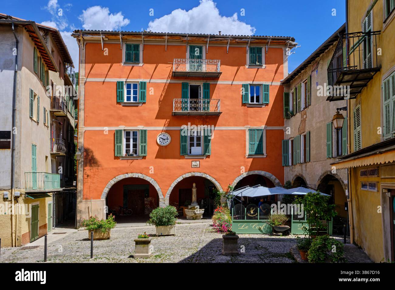 France, Alpes-Maritimes, Vallée du Bévéra, Sospel, place Saint Nicolas Banque D'Images