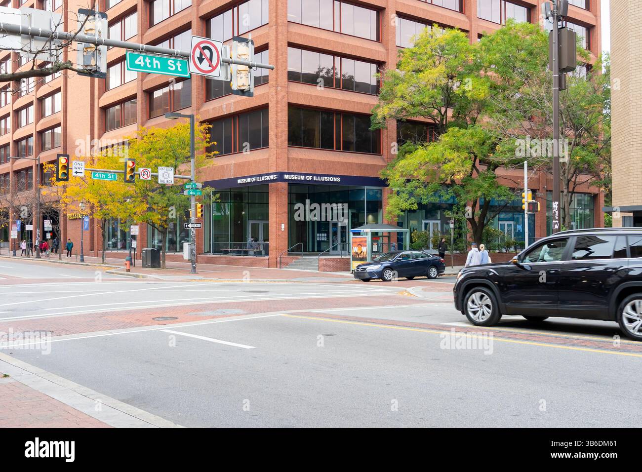 Philadelphie, PA, États-Unis - 4 novembre 2023 : Musée des illusions à Philadelphie, PA, États-Unis en 2023. Banque D'Images