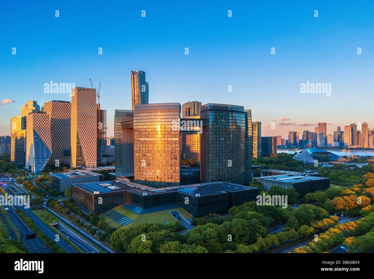 Vue aérienne de la nouvelle ville de QIANJIANG, Hangzhou, Zhejiang, Chine Banque D'Images