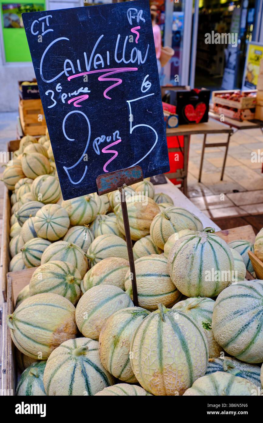 France, Var, Toulon, le marché du cours Lafayette Banque D'Images
