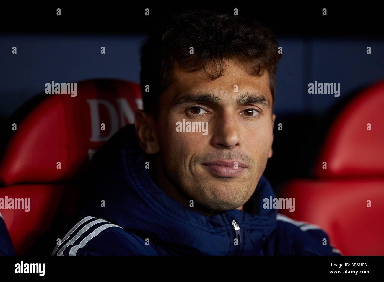 15 décembre 2023, PAMPELUNE, NAVARRE, ESPAGNE : Lucas Torro de CA Osasuna regarde avant le match LaLiga EA Sports entre CA Osasuna et Rayo Vallecano à El Sadar le 15 décembre 2023, à Pampelune, Espagne. (Crédit image : © Ricardo Larreina/AFP7 via ZUMA Press Wire) Banque D'Images