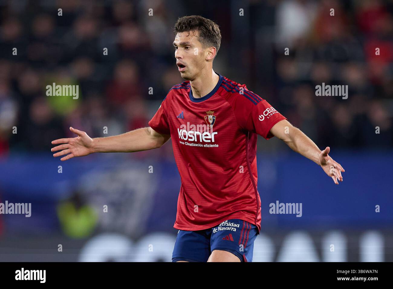4 mars 2024, Pampelune, Navarre, ESPAGNE : Lucas Torro de CA Osasuna réagit lors du match LaLiga EA Sports entre CA Osasuna et Deportivo Alaves à El Sadar le 4 mars 2024, à Pampelune, Espagne. (Crédit image : © Ricardo Larreina/AFP7 via ZUMA Press Wire) Banque D'Images