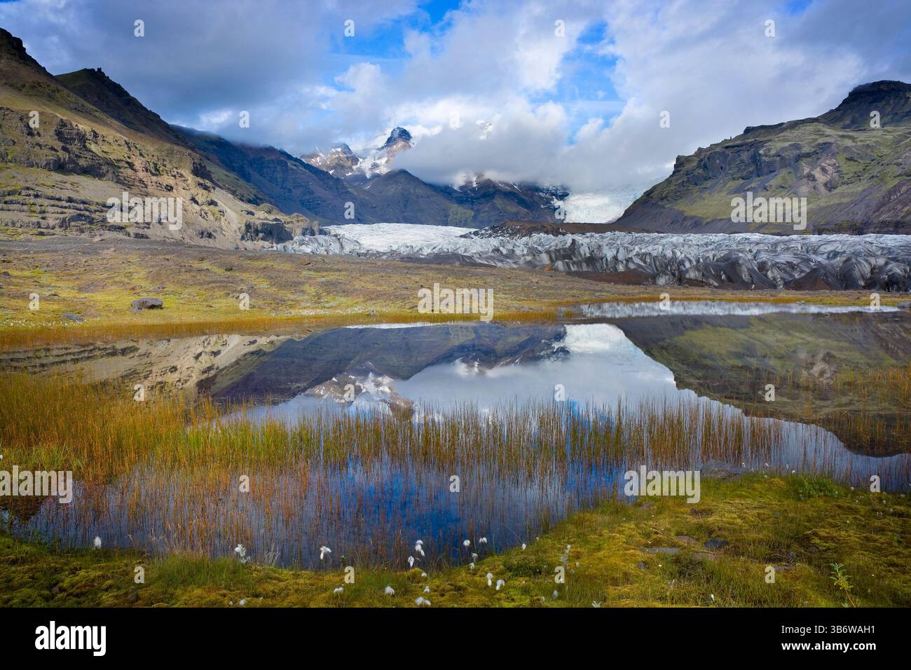 Svínafellsjökull - un glacier de sortie de Vatnajökull, la plus grande calotte glaciaire d'Europe, Islande Banque D'Images
