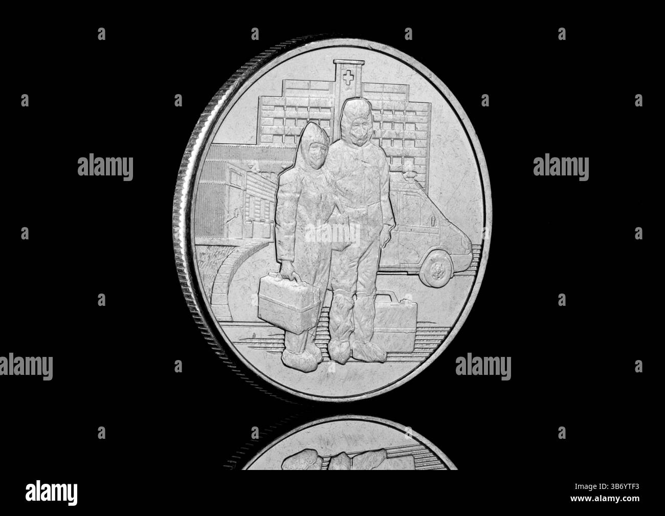2020 Russie pièce de 25 roubles pour honorer les soins de santé et les travailleurs de première ligne pendant la pandémie de COVID-19. Banque D'Images