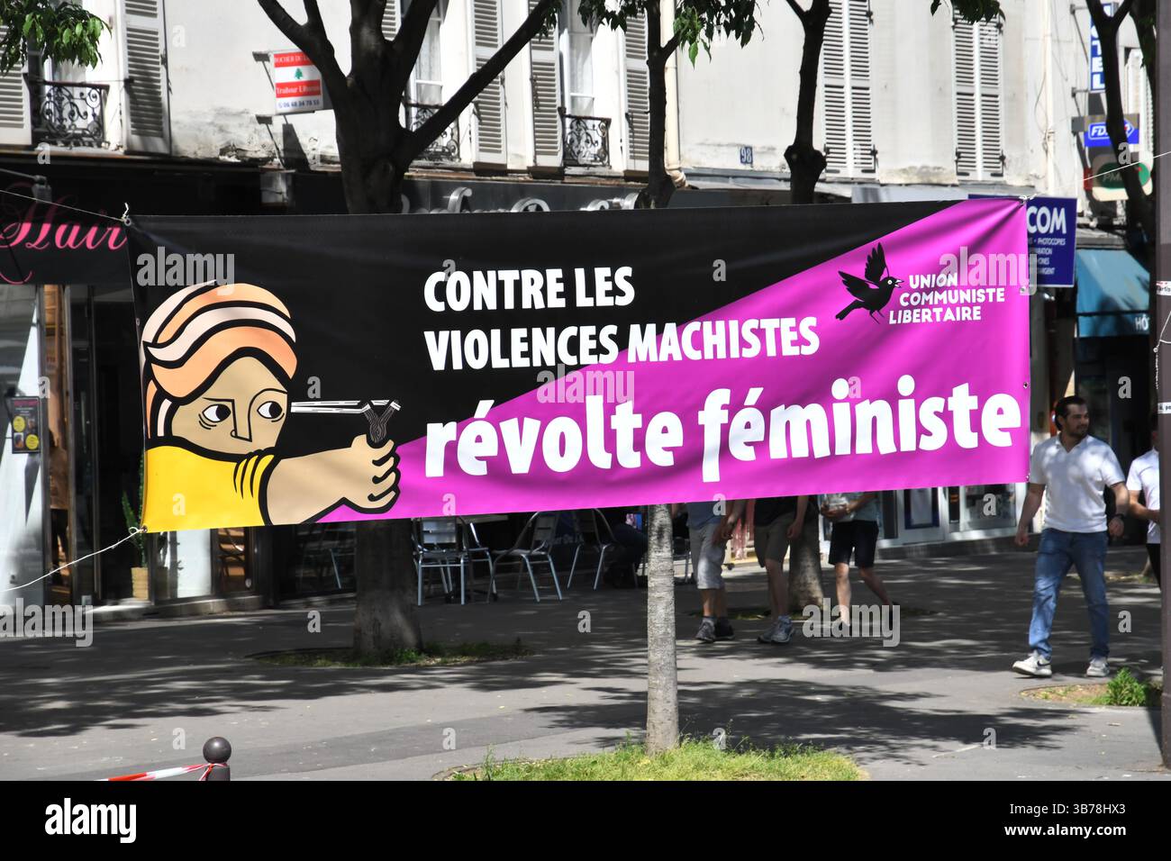 Paris,France.05-01-2025.plus de 100,000 personnes ont défilé dans les rues de Paris pour protester et célébrer la Journée internationale des travailleurs Banque D'Images