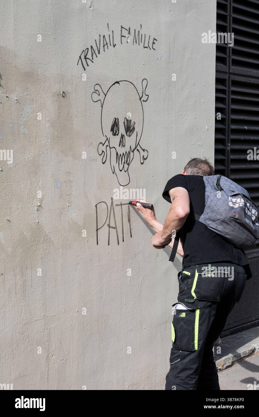 Paris,France.05-01-2025.plus de 100,000 personnes ont défilé dans les rues de Paris pour protester et célébrer la Journée internationale des travailleurs Banque D'Images