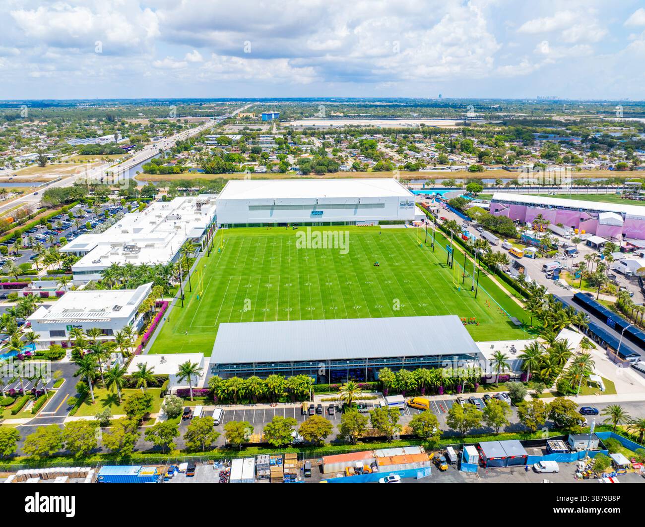 Miami, Floride, États-Unis - 5 mai 2025 : Miami Baptist Health Training Complex. Photo aérienne montrant des terrains de football Banque D'Images