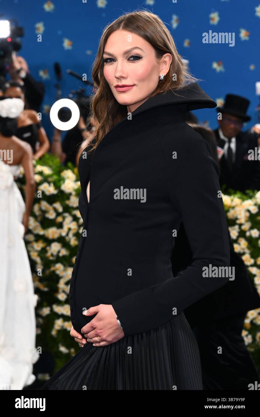 Karlie Kloss participant au Metropolitan Museum of Art costume Institute Benefit Gala 2025 à New York, États-Unis. Date de la photo : lundi 5 mai 2025. Banque D'Images