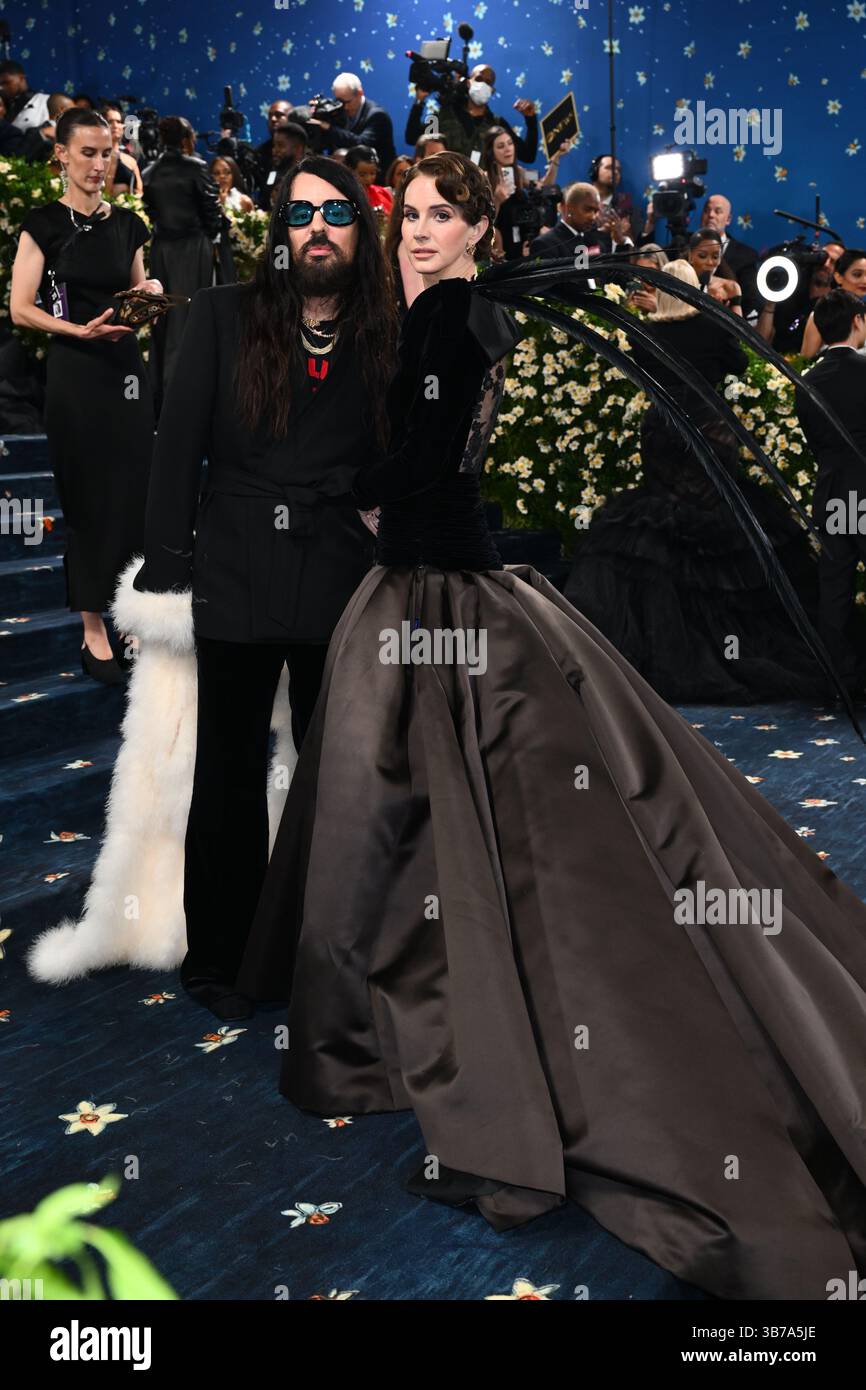 Alessandro Michele et Lana Del Rey participant au Metropolitan Museum of Art costume Institute bénéficient du Gala 2025 à New York, États-Unis. Date de la photo : lundi 5 mai 2025. Banque D'Images