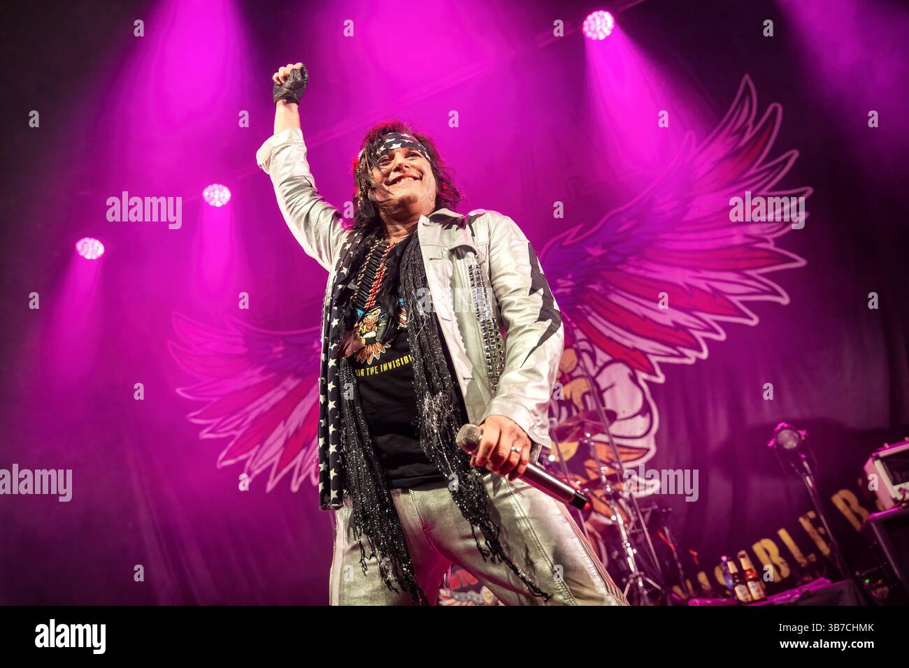 17 février 2024, Oslo, Copenhague, Norvège : Oslo, Norvège. 17 février 2024. Le groupe norvégien de glam rock Wig Wam donne un concert au Rockefeller à Oslo. Ici, le chanteur Glam est vu en direct sur scène. (Crédit image : © Terje Dokken/Gonzales photo via ZUMA Press) Banque D'Images