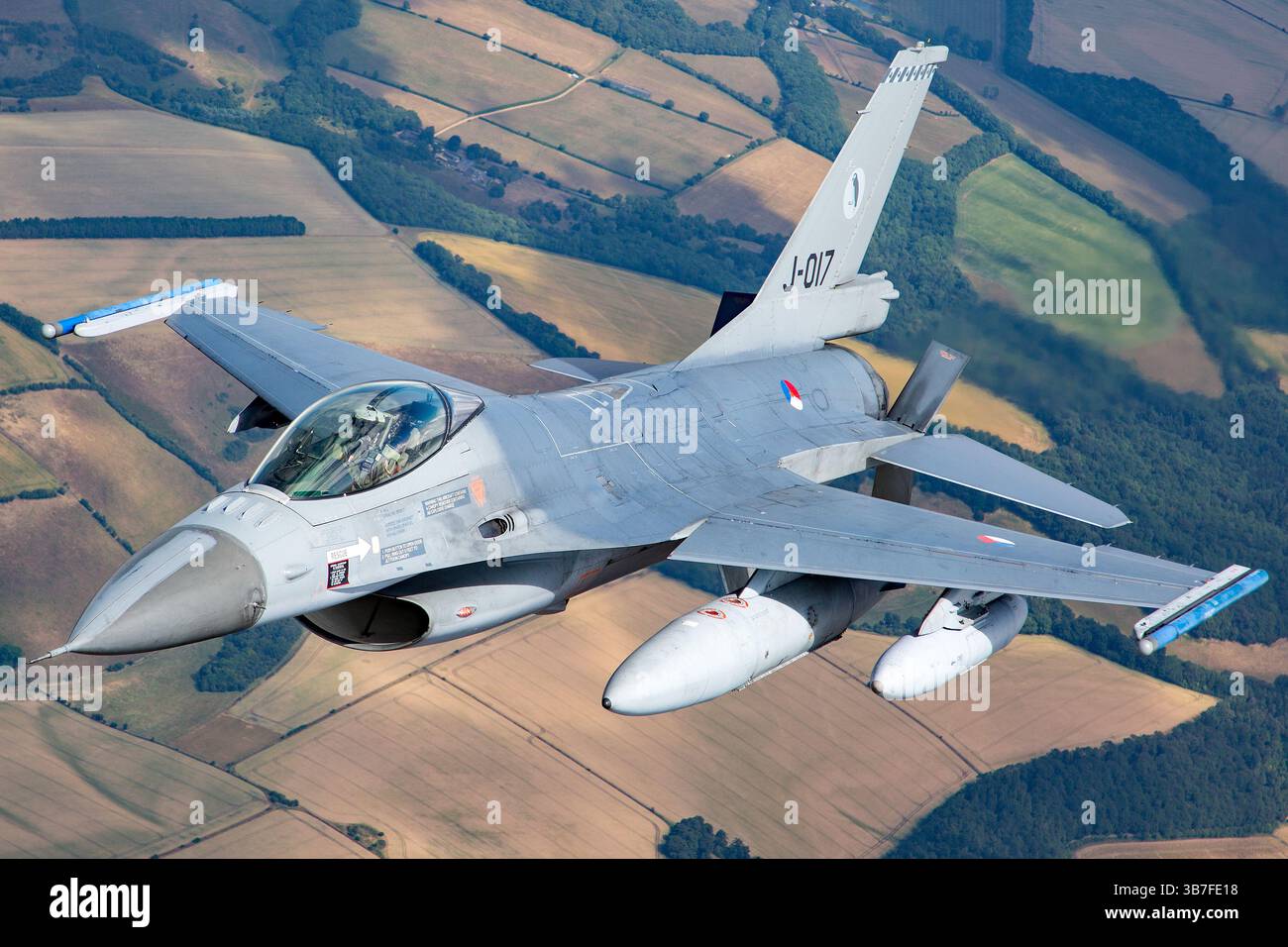 Le F-16AM Fighting Falcon de la Royal Netherlands Air Force, immatriculé J-017, est un avion de chasse polyvalent multirôle utilisé pour les missions de combat air-air et air-sol. Banque D'Images