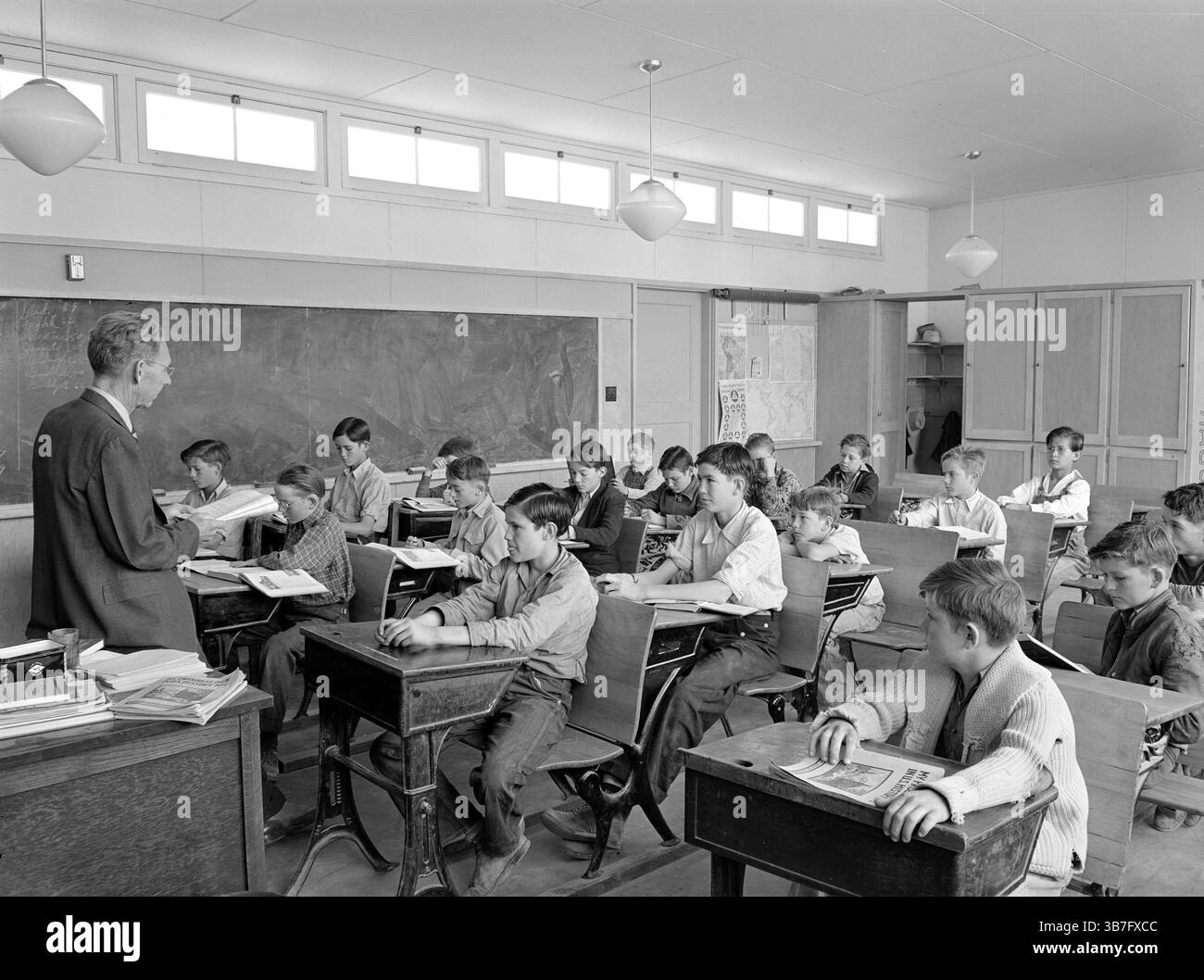 3 mars 2022, Eleven Mile Corner, Arizona, États-Unis : écoliers en classe à la communauté des travailleurs agricoles de la FSA (Farm Security Administration), Eleven Mile Corner, Arizona, États-Unis, Russell Lee, U.S. Farm Security Administration, février 1942 (crédit image : © JT Vintage via ZUMA Press Wire) Banque D'Images