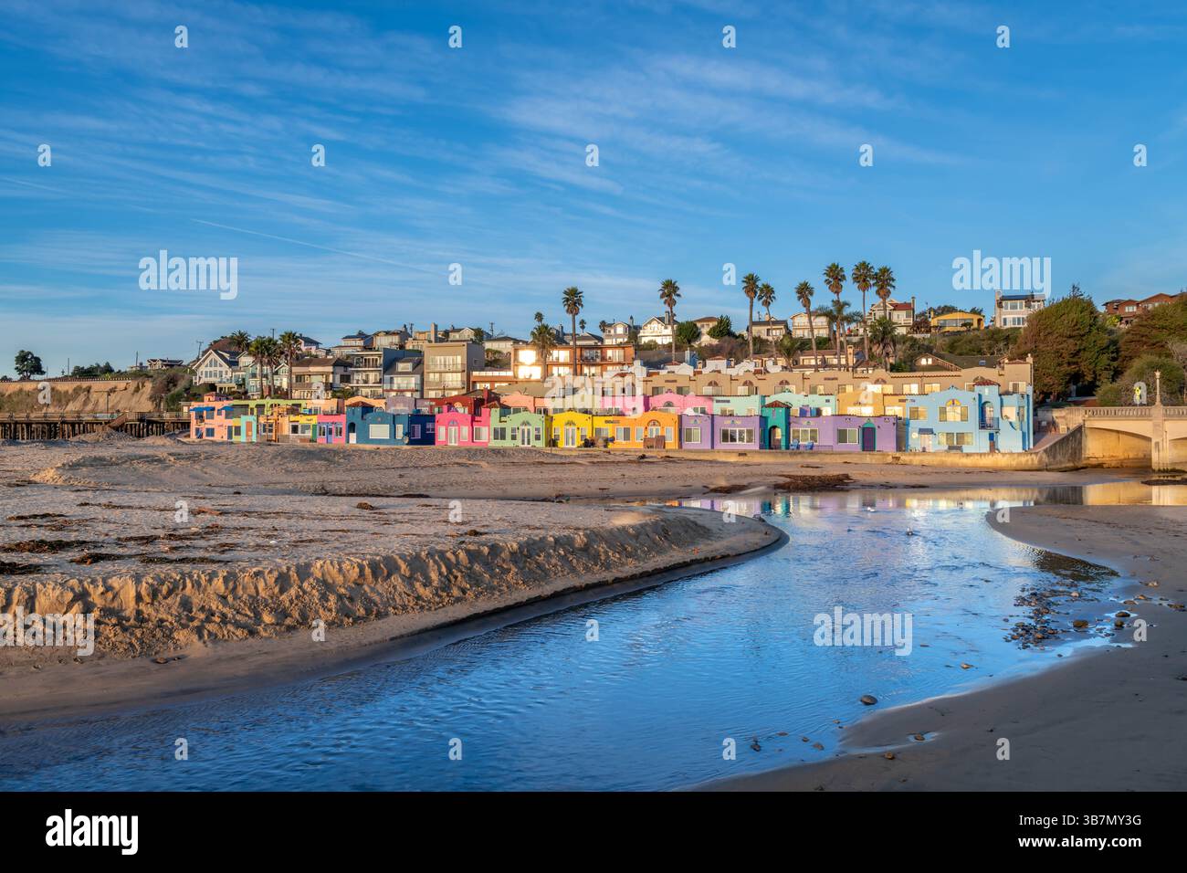 Lever du soleil depuis la plage de Capitola Banque D'Images