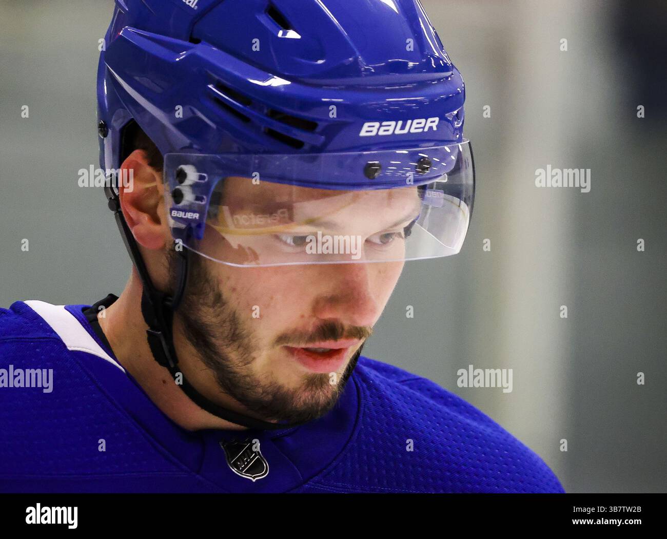 13 avril 2024, Brandon, FLORIDE, États-Unis : Mikhail Sergachev, défenseur de la foudre de Tampa Bay, s'est fracturé le tibia et le péroné dans sa jambe gauche au cours d'un match début février. Il n'y a toujours pas d'horaire sur un éventuel retour après-saison. (Crédit image : © Dirk Shadd/Tampa Bay Times via ZUMA Press Wire) Banque D'Images