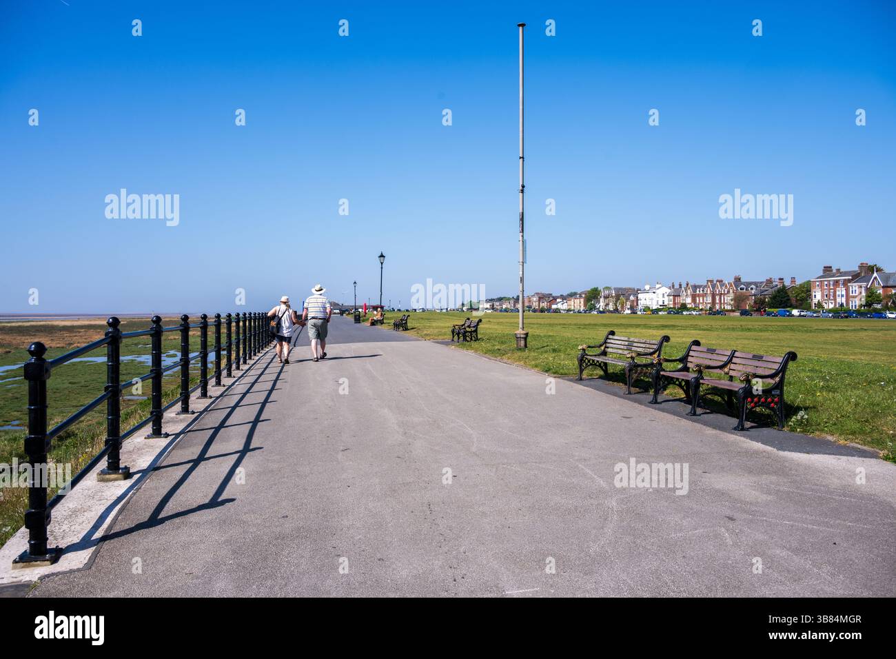 Lytham Green Promanade dans la ville côtière de Lytham St Annes, Lancashire, Angleterre. Banque D'Images