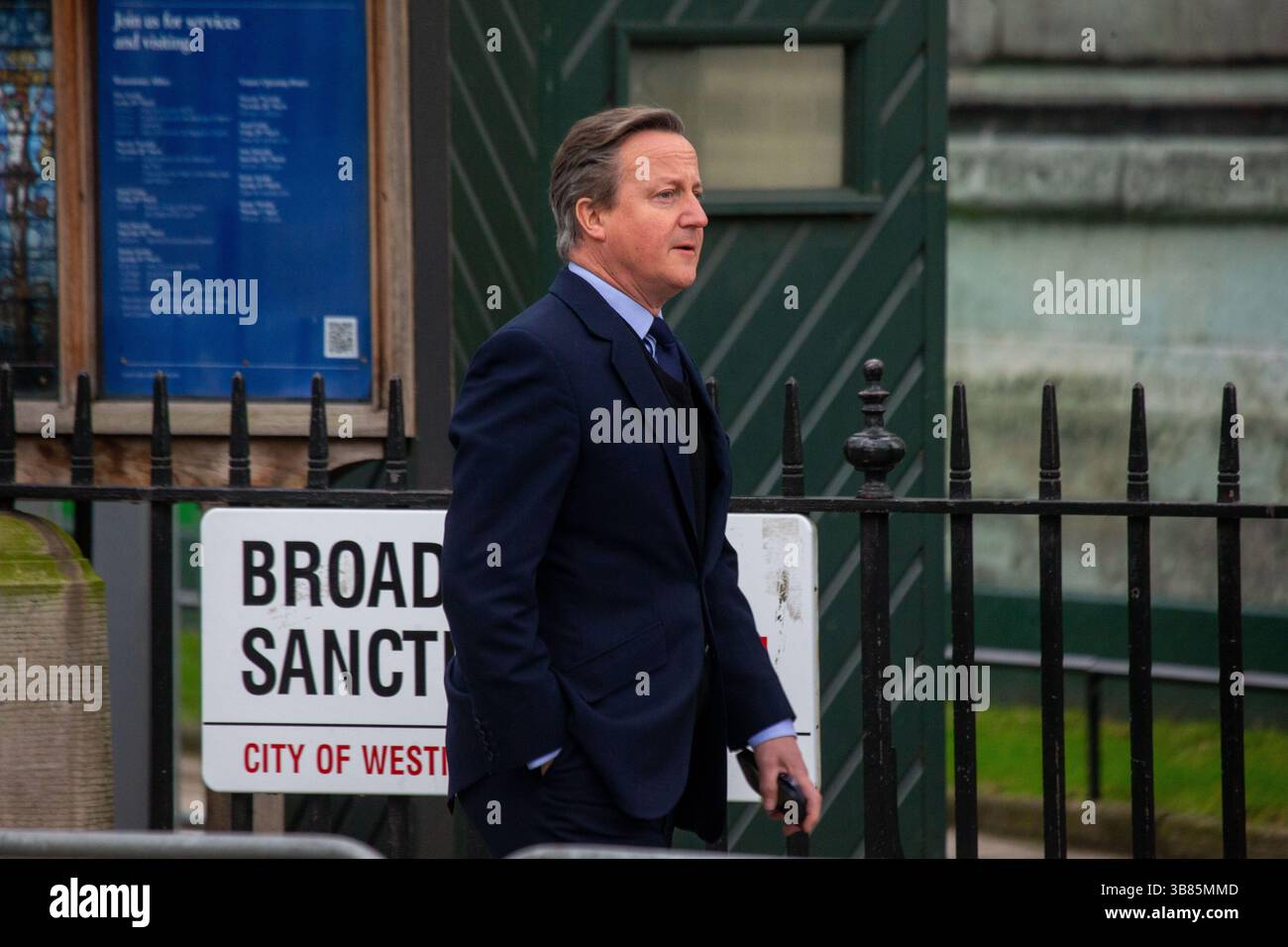 11 mars 2024, Londres, Angleterre, Royaume-Uni : le ministre des Affaires étrangères DAVID CAMERON arrive à l'abbaye de Westminster pour le service du Commonwealth. (Crédit image : © Tayfun Salci/ZUMA Press Wire) Banque D'Images