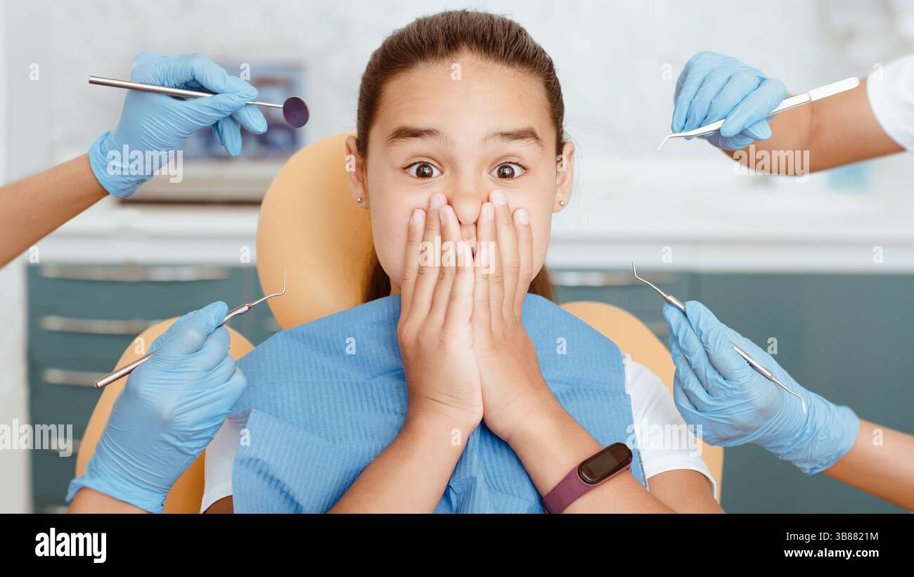Dentisterie pour enfants, procédure médicale et hygiène buccale Banque D'Images