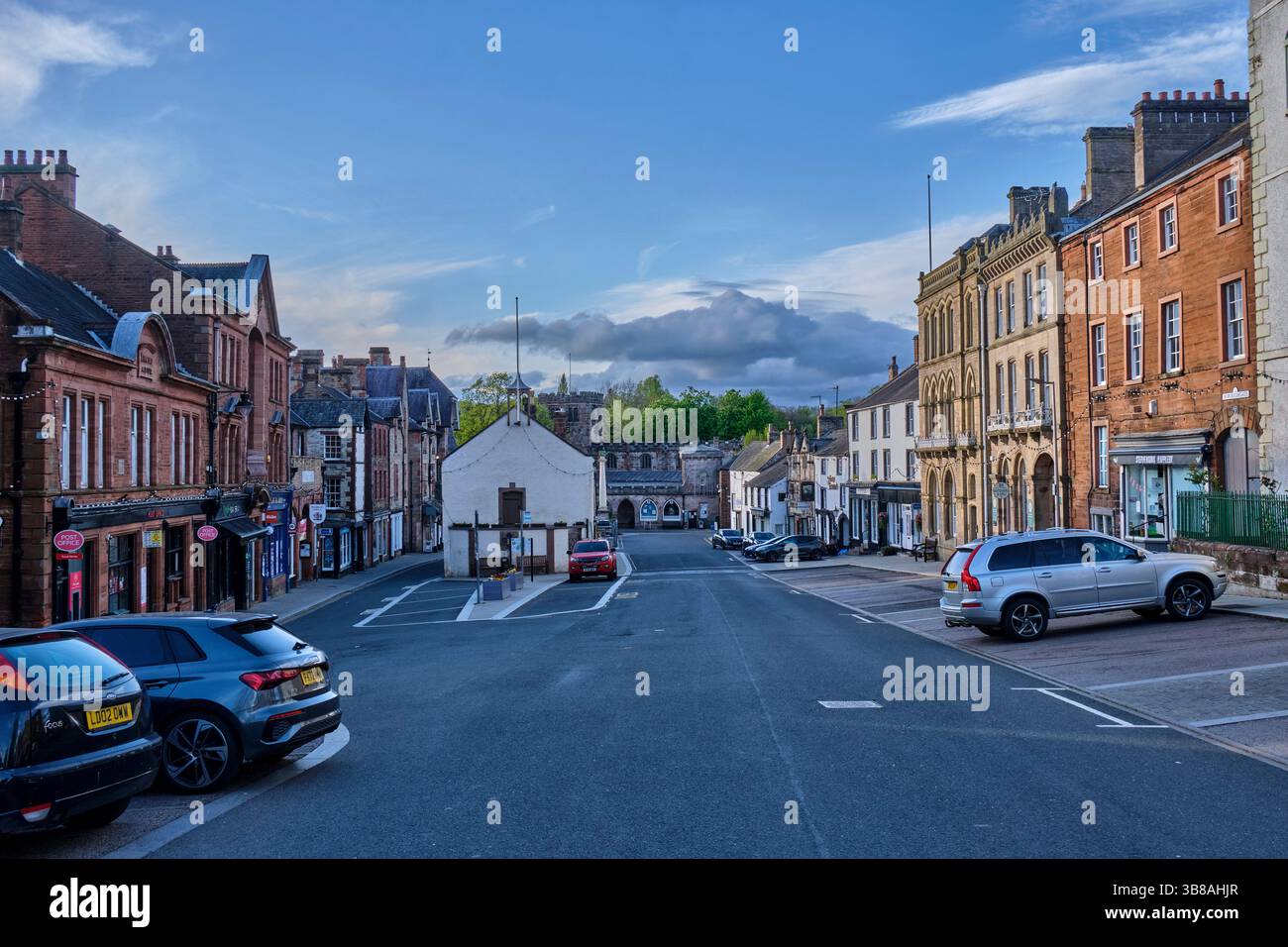 Boroughgate et l'église Saint-Laurent, Appleby-in-Westmorland, Cumbria Banque D'Images