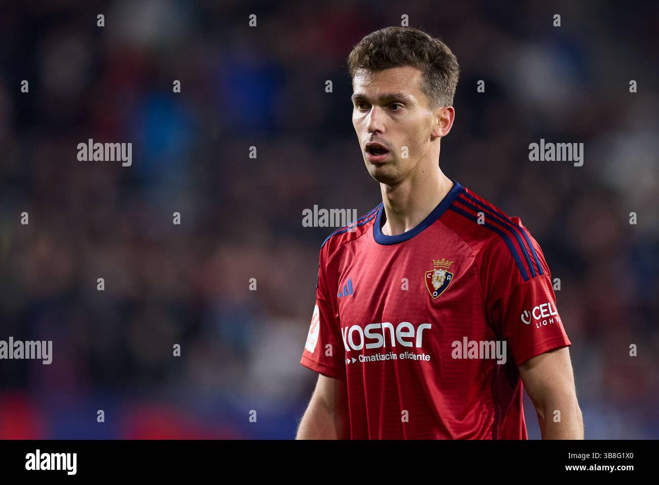 4 mars 2024, Pampelune, Navarre, ESPAGNE : Lucas Torro de CA Osasuna regarde le match LaLiga EA Sports entre CA Osasuna et Deportivo Alaves à El Sadar le 4 mars 2024, à Pampelune, Espagne. (Crédit image : © Ricardo Larreina/AFP7 via ZUMA Press Wire) Banque D'Images