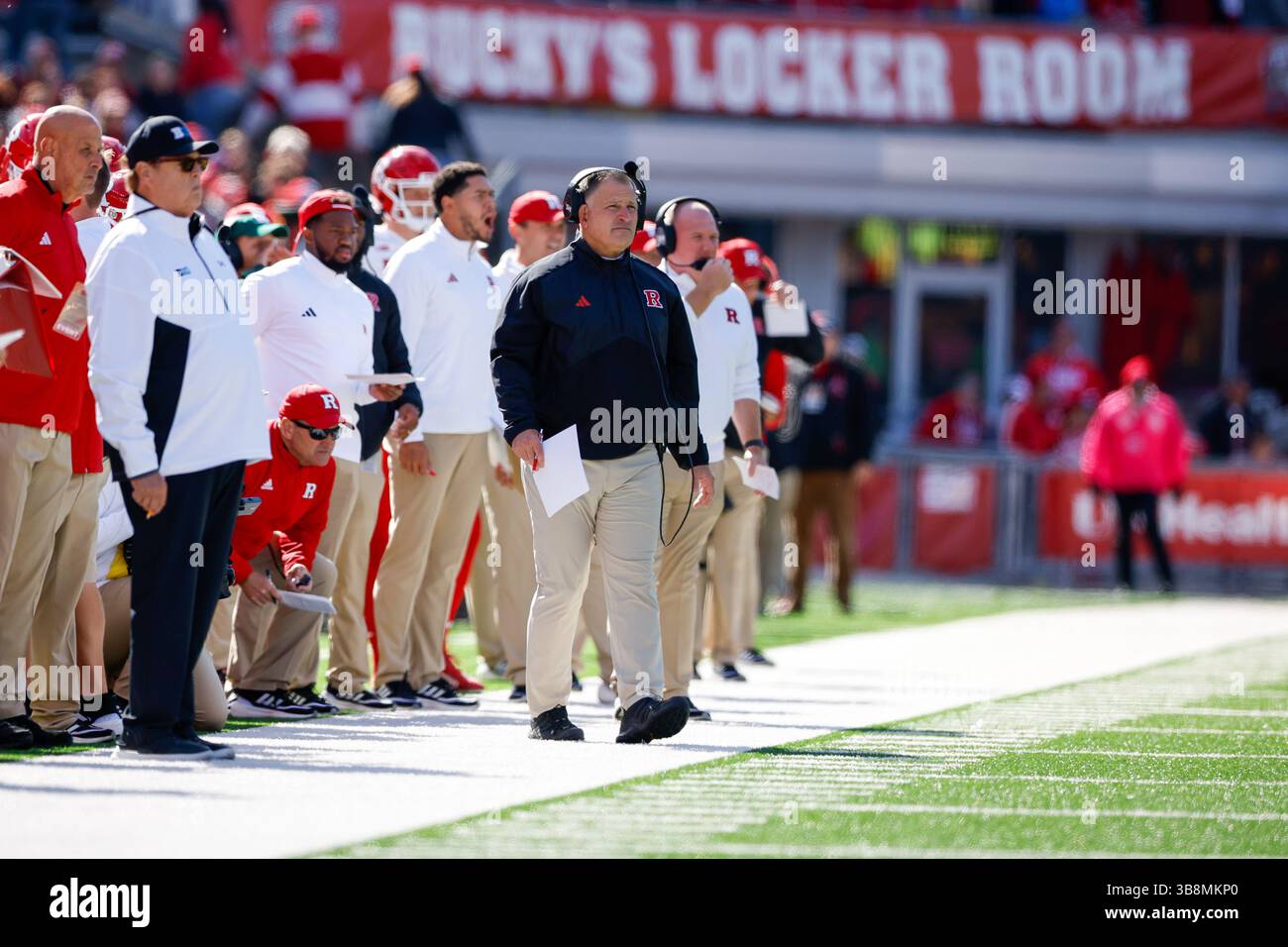 7 octobre 2023 : Greg Schiano, entraîneur-chef des Rutgers Scarlet Knights, lors du match de football NCAA entre les Rutgers Scarlet Knights et les Wisconsin Badgers au Camp Randall Stadium de Madison, WISCONSIN. Darren Lee/CSM (image de crédit : Banque D'Images