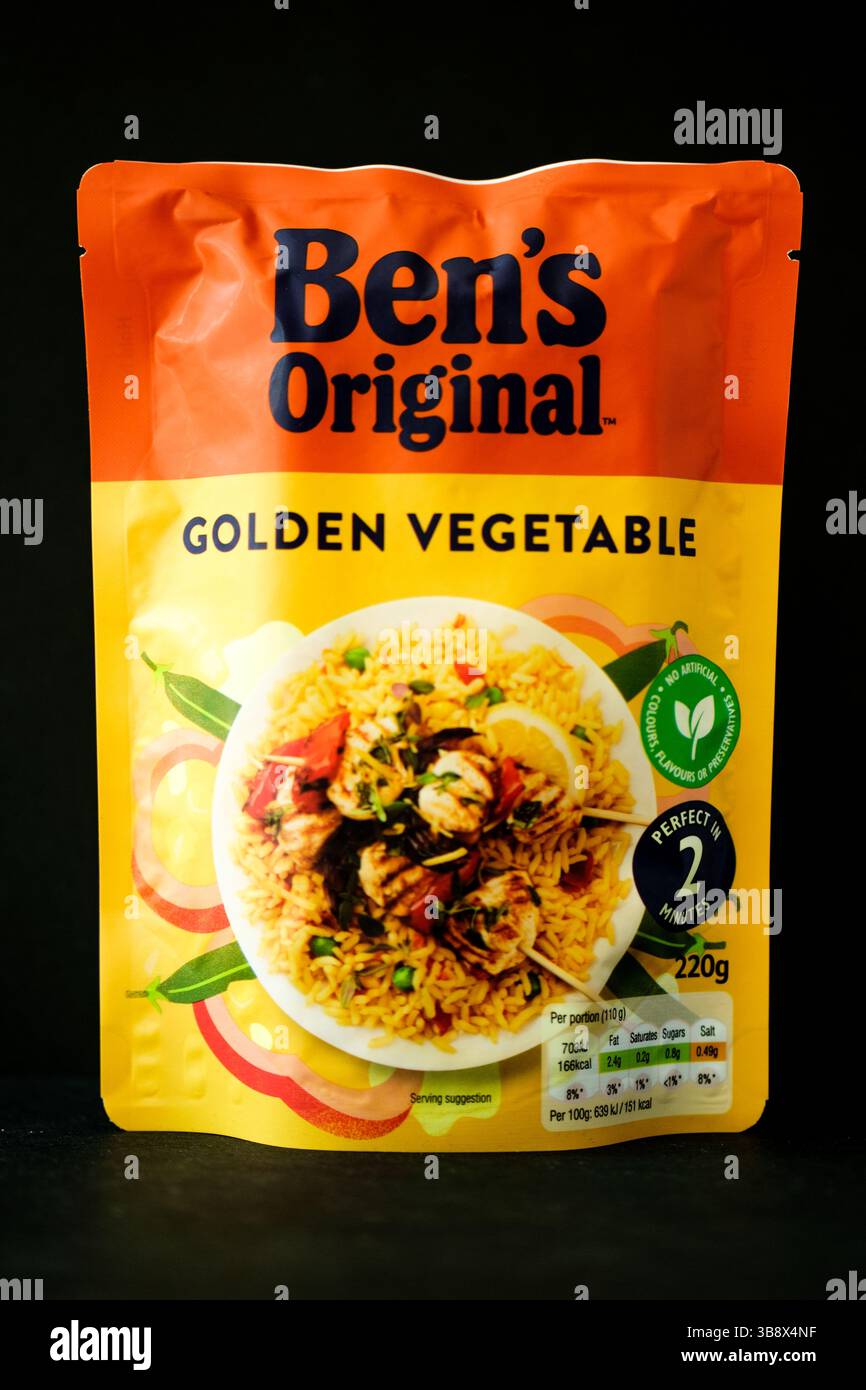 Londres Royaume-Uni, 08 mai 2025, Bens Golden Vegetable Easy Cook Microwave Rice Cooking ingrédient Banque D'Images