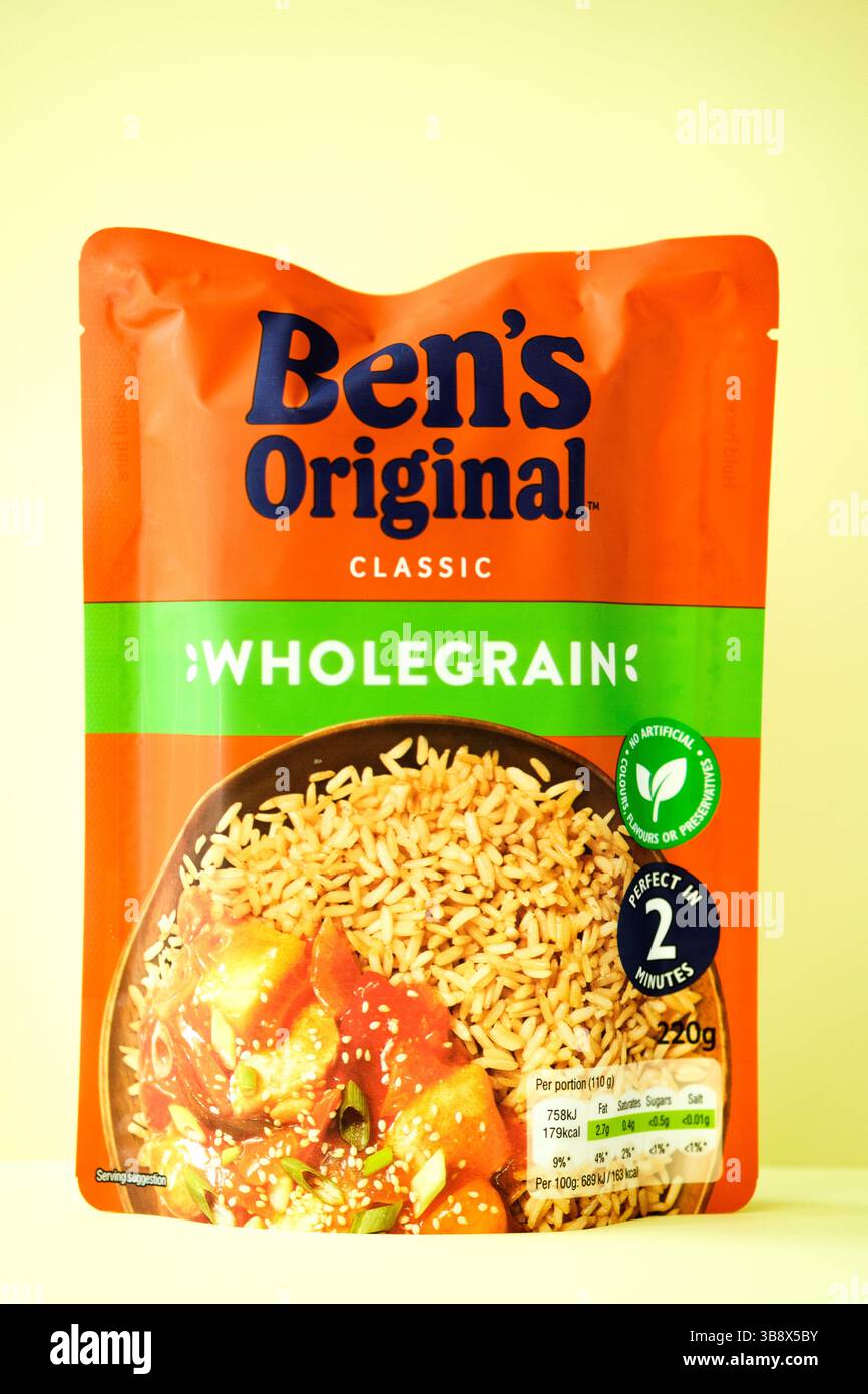 Londres Royaume-Uni, 08 mai 2025, Bens original Classic Microwave Whole Rice Cooking Ingredient Banque D'Images