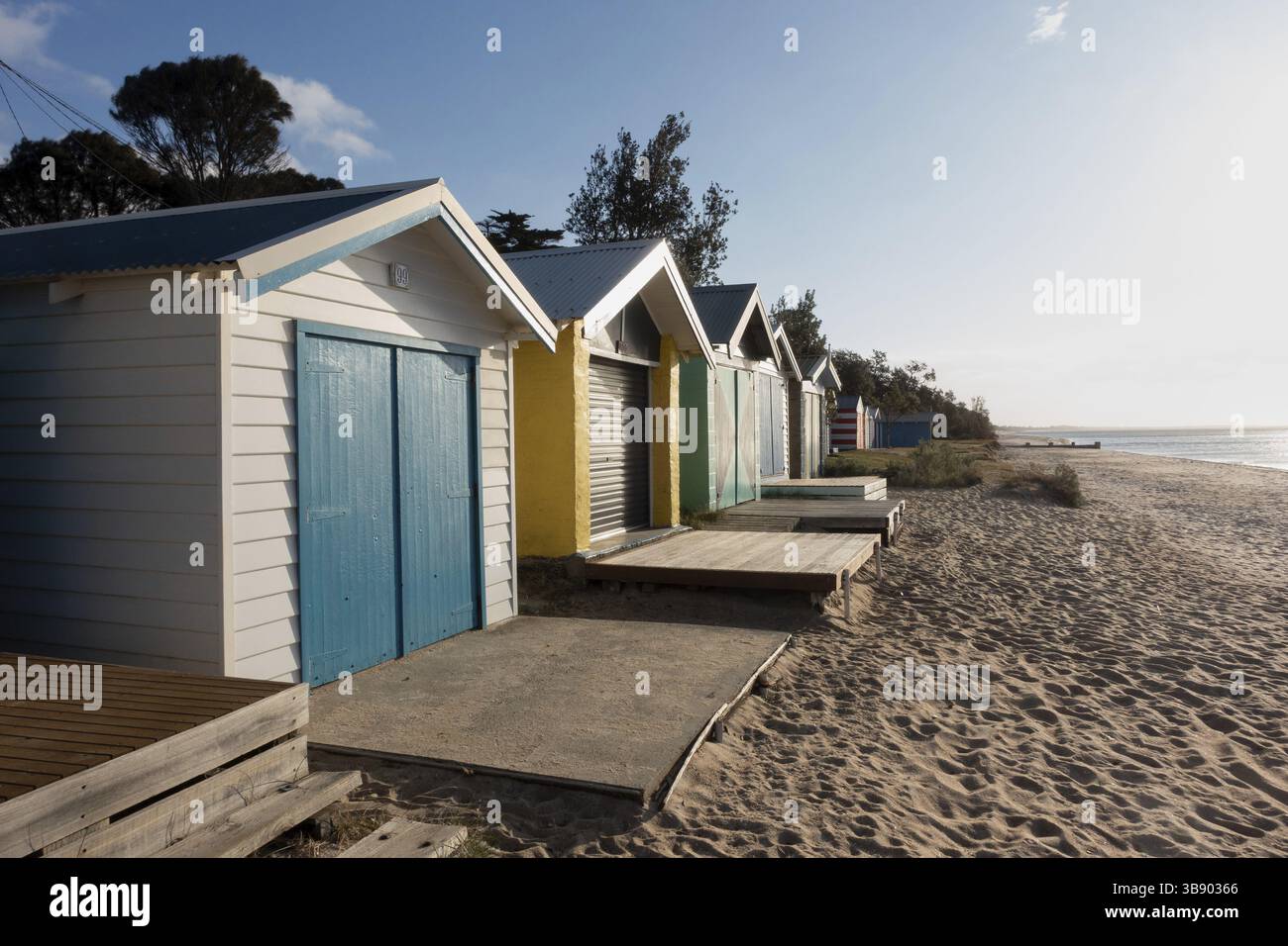 Cabanes de plage multicolores à Dromana Victoria, Australie, Océanie Banque D'Images
