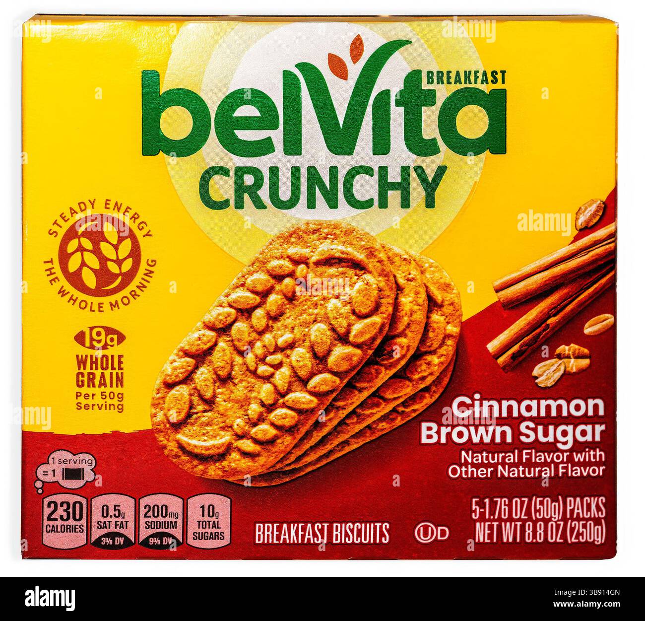 Biscuits sandwichs au chocolat noir crème BelVita. Banque D'Images