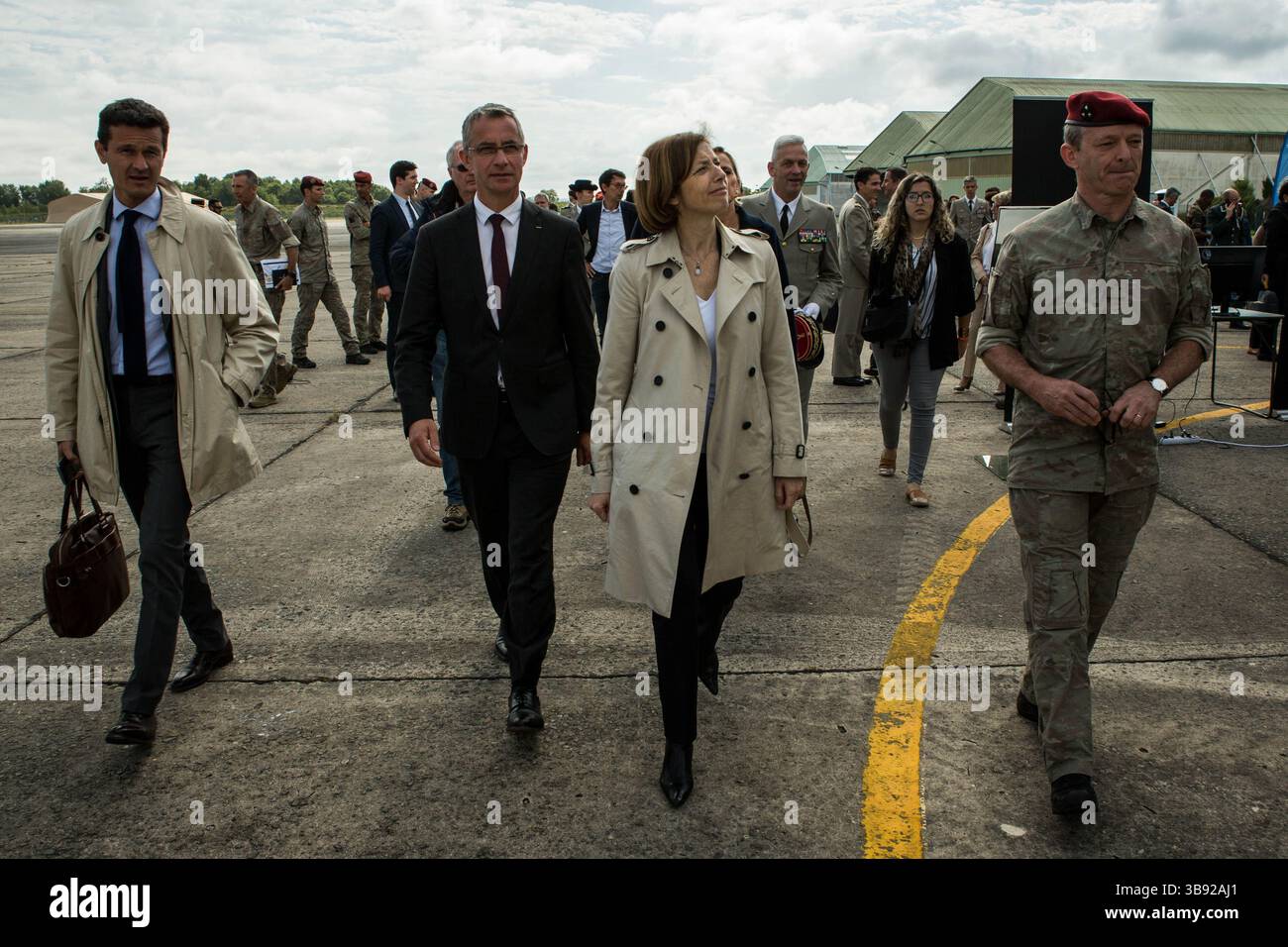 13 juin 2019 - Pau, Pyrénées-Atlantiques, France - Florence Parly, ministre des Forces armées, à Pau (Pyrénées-Atlantiques) dans le cadre d'une visite sur l'implication du ministère des Forces armées dans la lutte contre le terrorisme. 5e Régiment d'hélicoptères de combat (crédit image : © Sadak Souici/ZUMA Press Wire) Banque D'Images 13 juin 2019 - Pau, Pyrénées-Atlantiques, France - Florence Parly, ministre des Forces armées, à Pau (Pyrénées-Atlantiques) dans le cadre d'une visite sur l'implication du ministère des Forces armées dans la lutte contre le terrorisme. 5e Régiment d'hélicoptères de combat (crédit image : © Sadak Souici/ZUMA Press Wire) Banque D'Images