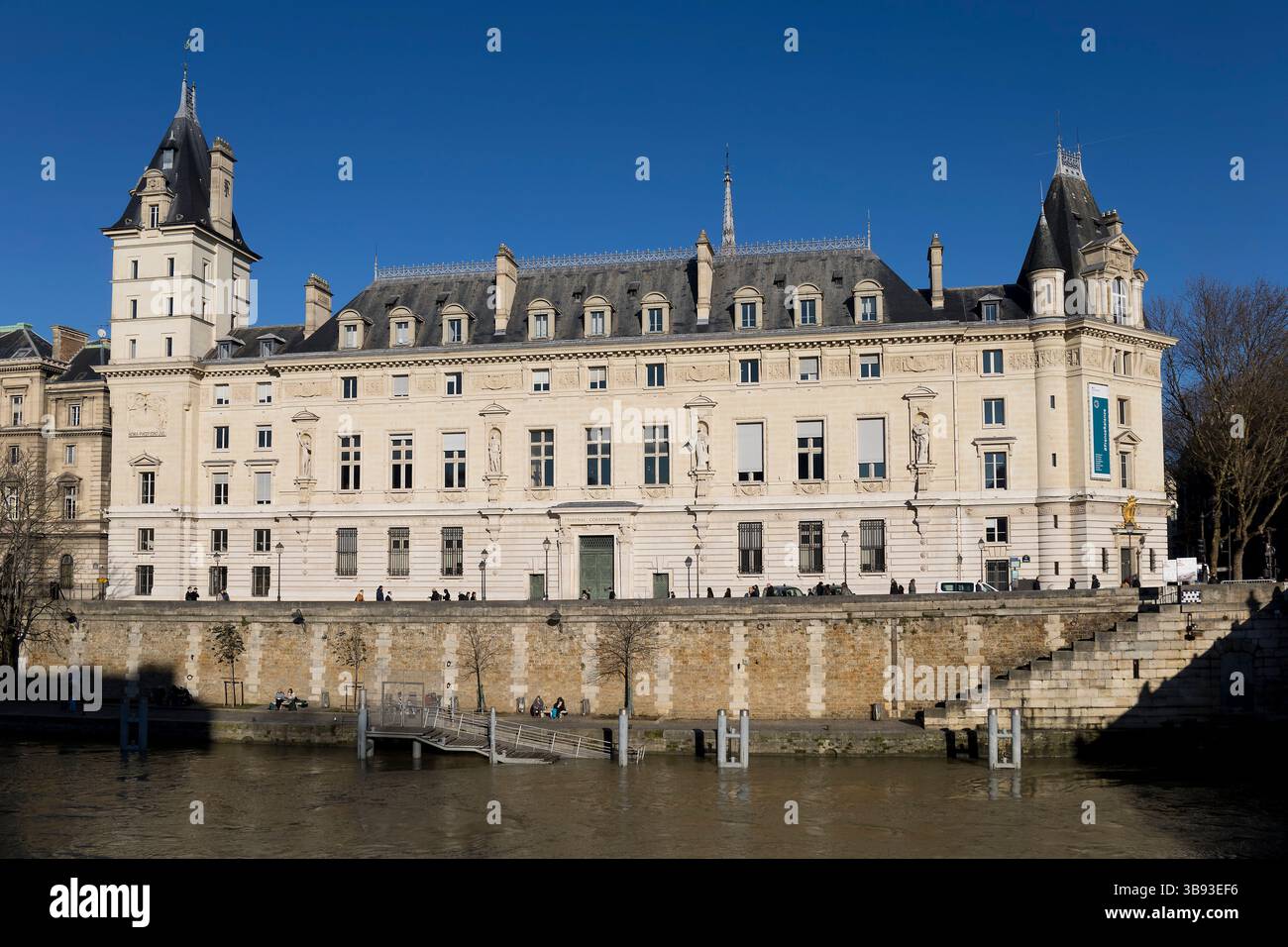Cour de Paris dans l'ile de la cite, Paris, France Banque D'Images