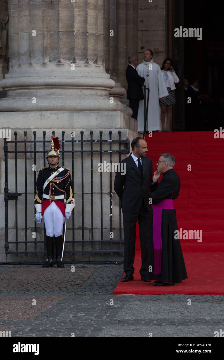 30 septembre 2019, Paris, Paris, France : Edouard Philippe le premier ministre accueille les invités aux funérailles de Jacques Chirac à l'église Saint Sulpice de la Madeleine (crédit image : © Sadak Souici/ZUMA Press Wire) Banque D'Images