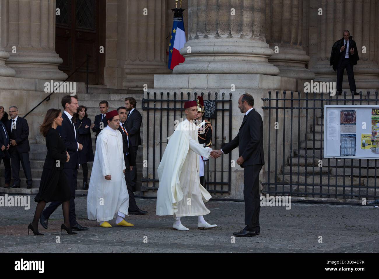 30 septembre 2019, Paris, Paris, France : Edouard Philippe le premier ministre accueille les invités aux funérailles de Jacques Chirac à l'église Saint Sulpice de la Madeleine (crédit image : © Sadak Souici/ZUMA Press Wire) Banque D'Images