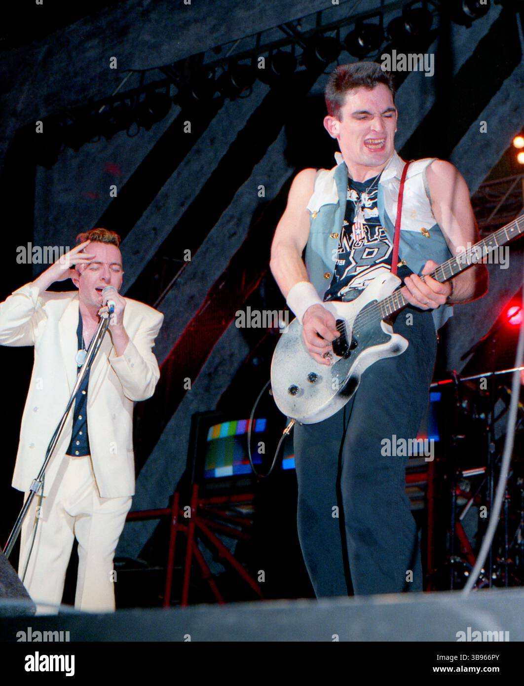 Fern Park, Floride, États-Unis : The CLASH - JOE STRUMMER & NICK SHEPPARD - Orlando Jai Alai Fronton, 30 mars 1984 (image crédit : © Christopher Helton via ZUMA Press Wire) Banque D'Images