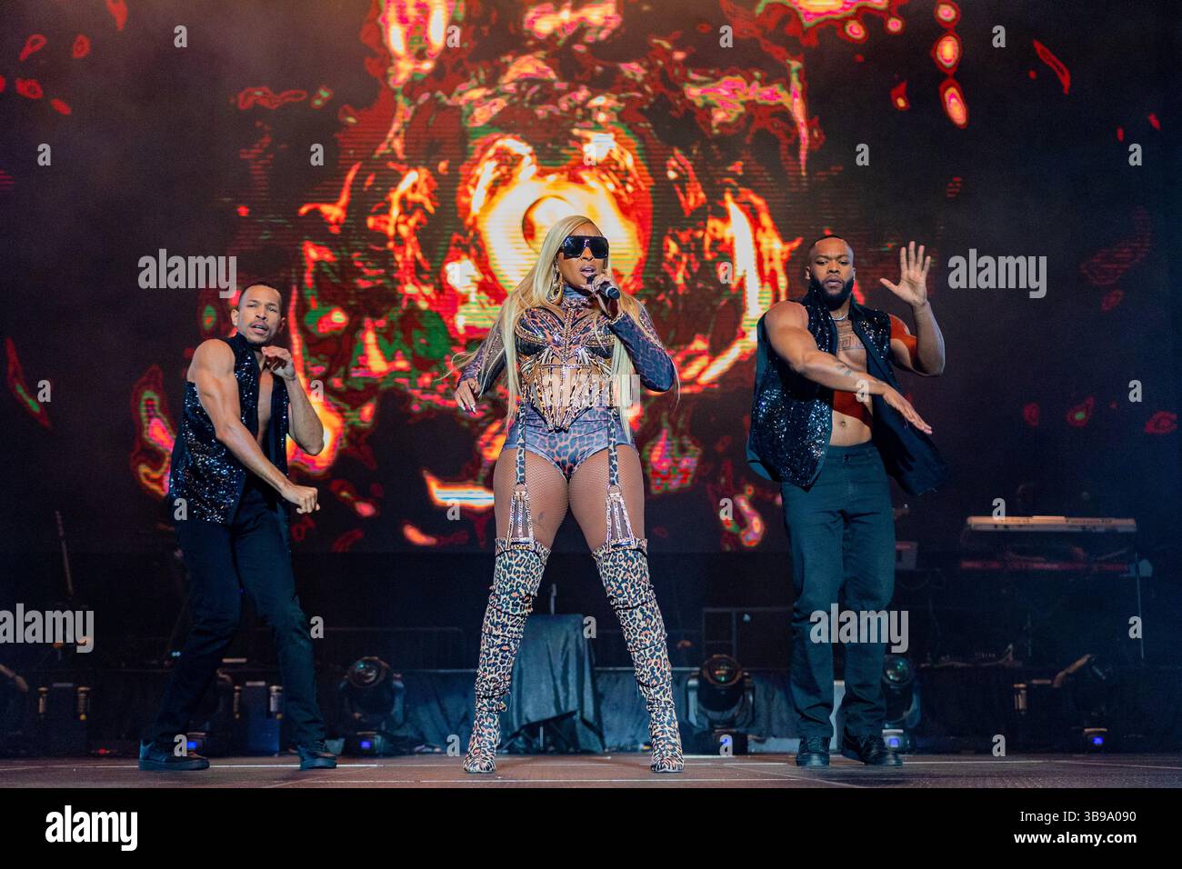 29 décembre 2022, Jacksonville, Floride, États-Unis : MARY J BLIGE se produit au Vystar Veterans Memorial Arena (crédit image : © D'avril Grant/ZUMA Press Wire) Banque D'Images